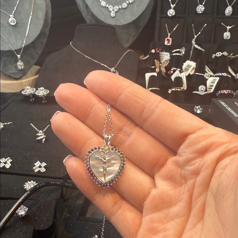 Silver Heart Pendant Necklace